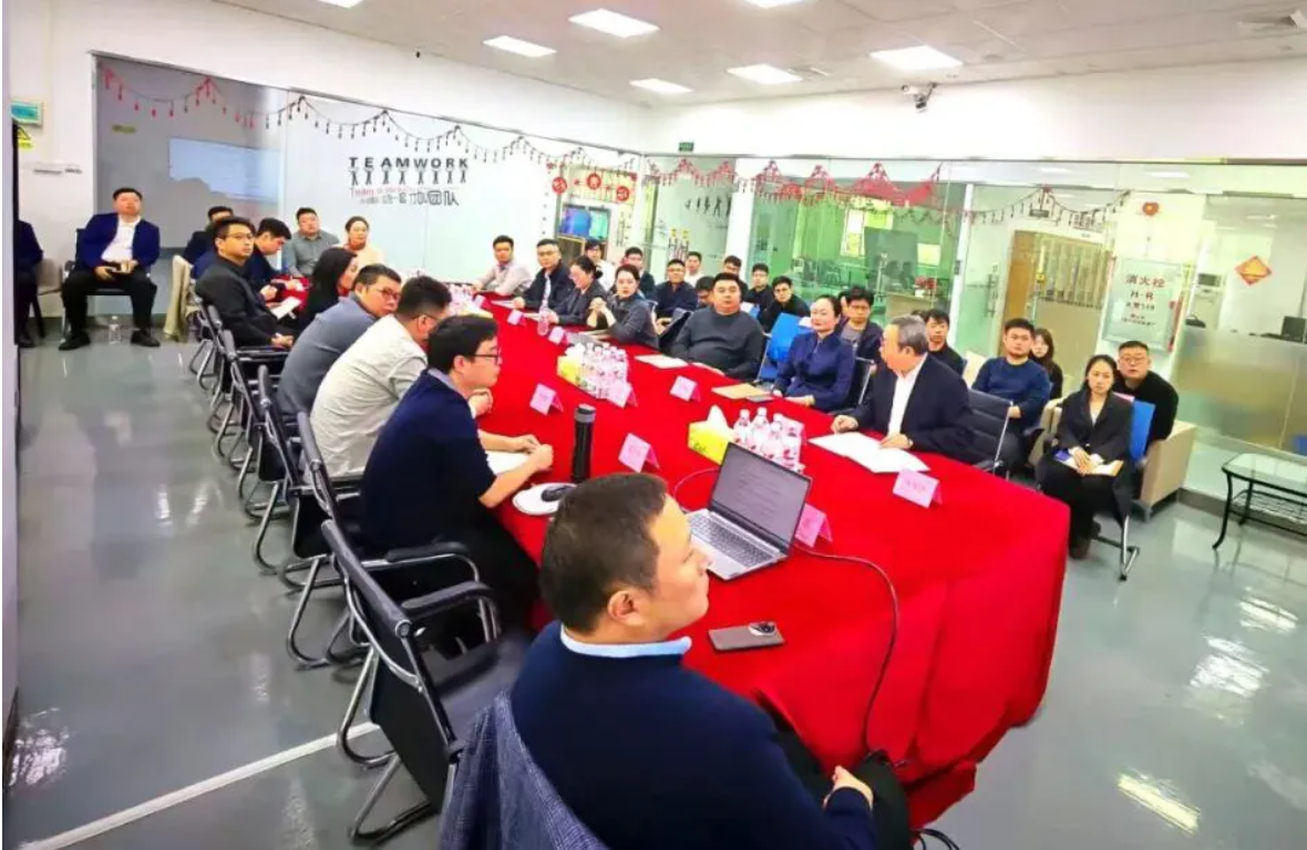 MILAN.COM-米兰(中国)召开2025年度总结暨2026年战略规划会议